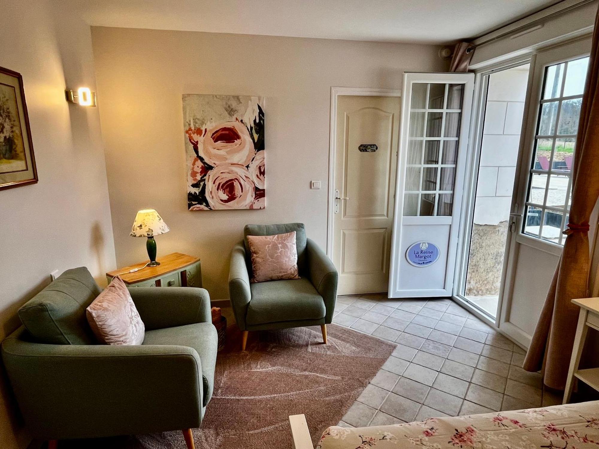 Sans Souci Bed And Breakfast Luxe Heated Pool And Restaurant Luzillé 외부 사진