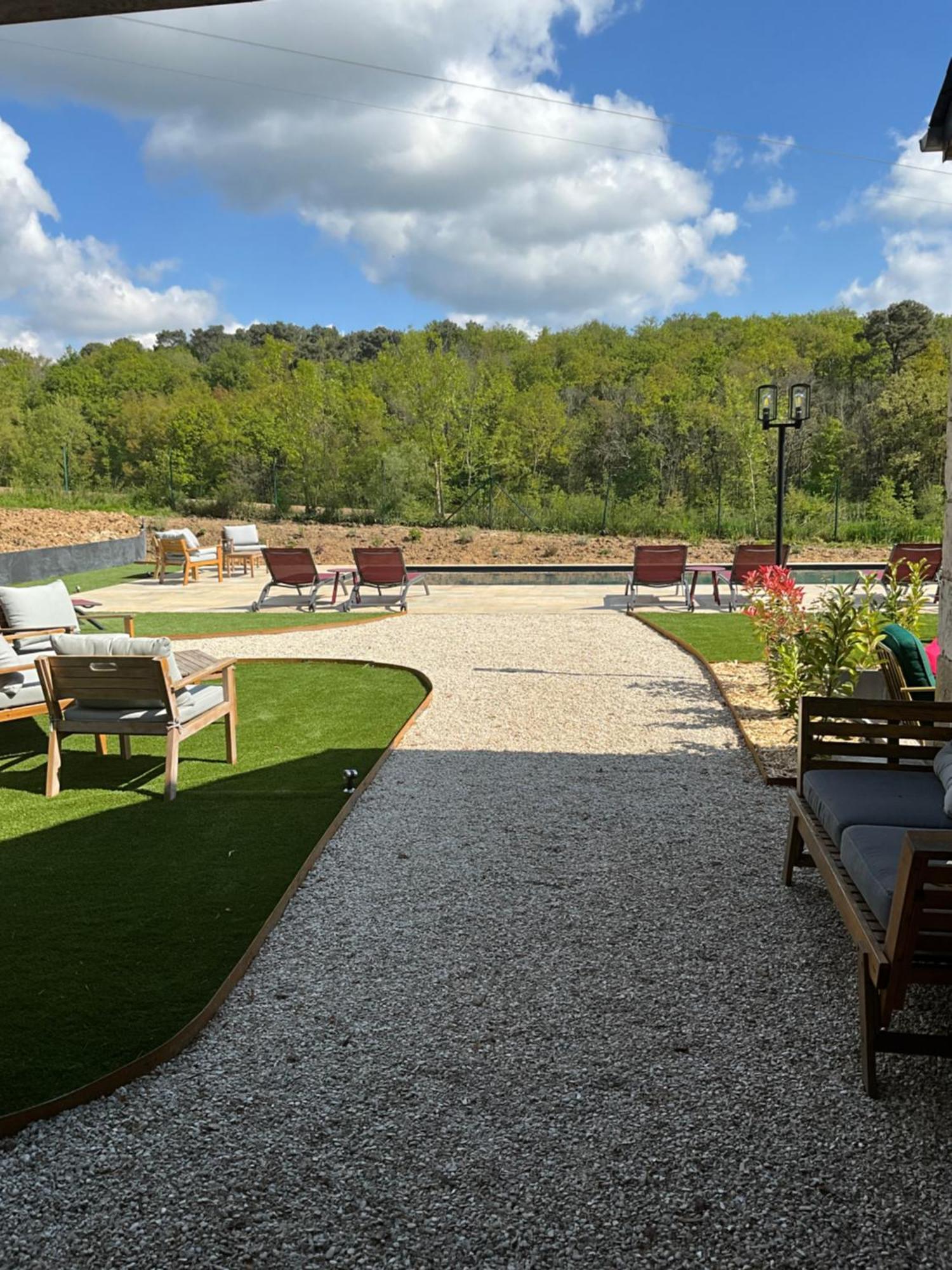 Sans Souci Bed And Breakfast Luxe Heated Pool And Restaurant Luzillé 외부 사진