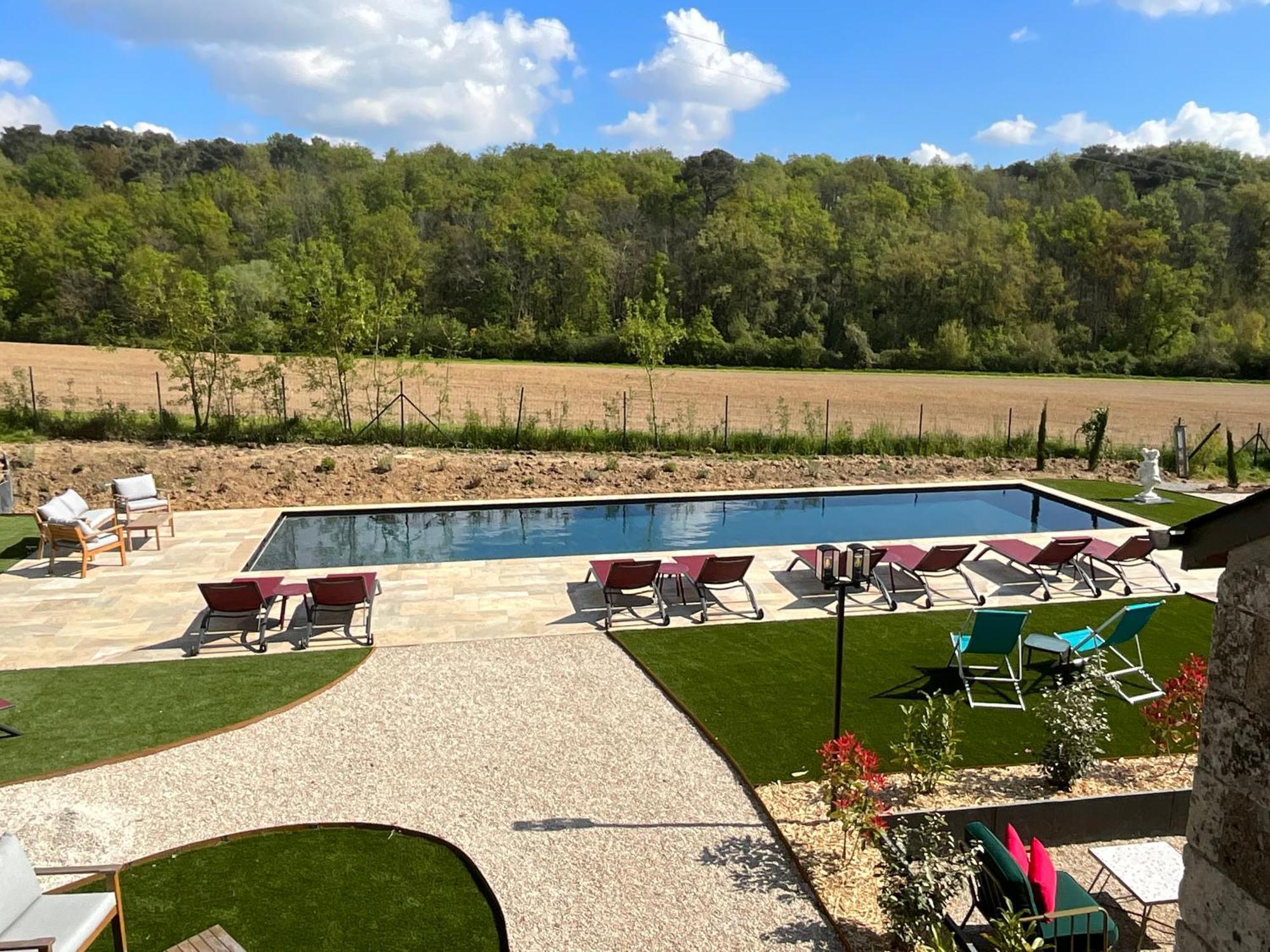 Sans Souci Bed And Breakfast Luxe Heated Pool And Restaurant Luzillé 외부 사진
